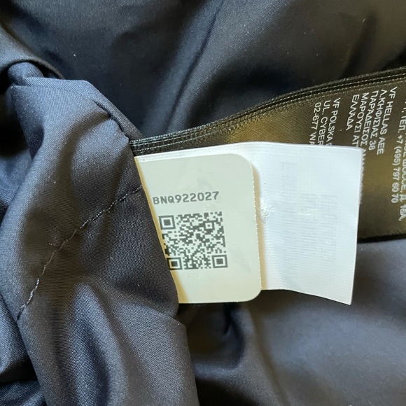 The North Face Men’s New FUTURELIGHT Defdown Waterproof Parka - Picture 7 of 8